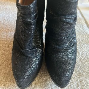 Boots Saks Fifth Ave short length